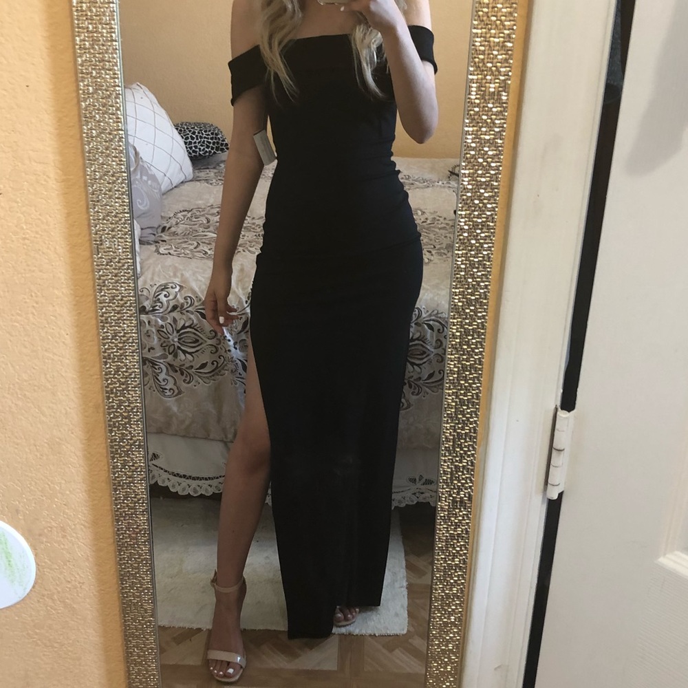 Black off the shoulder long prom dress